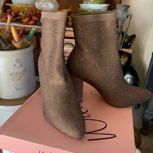 Wild pair sparkle brown booties